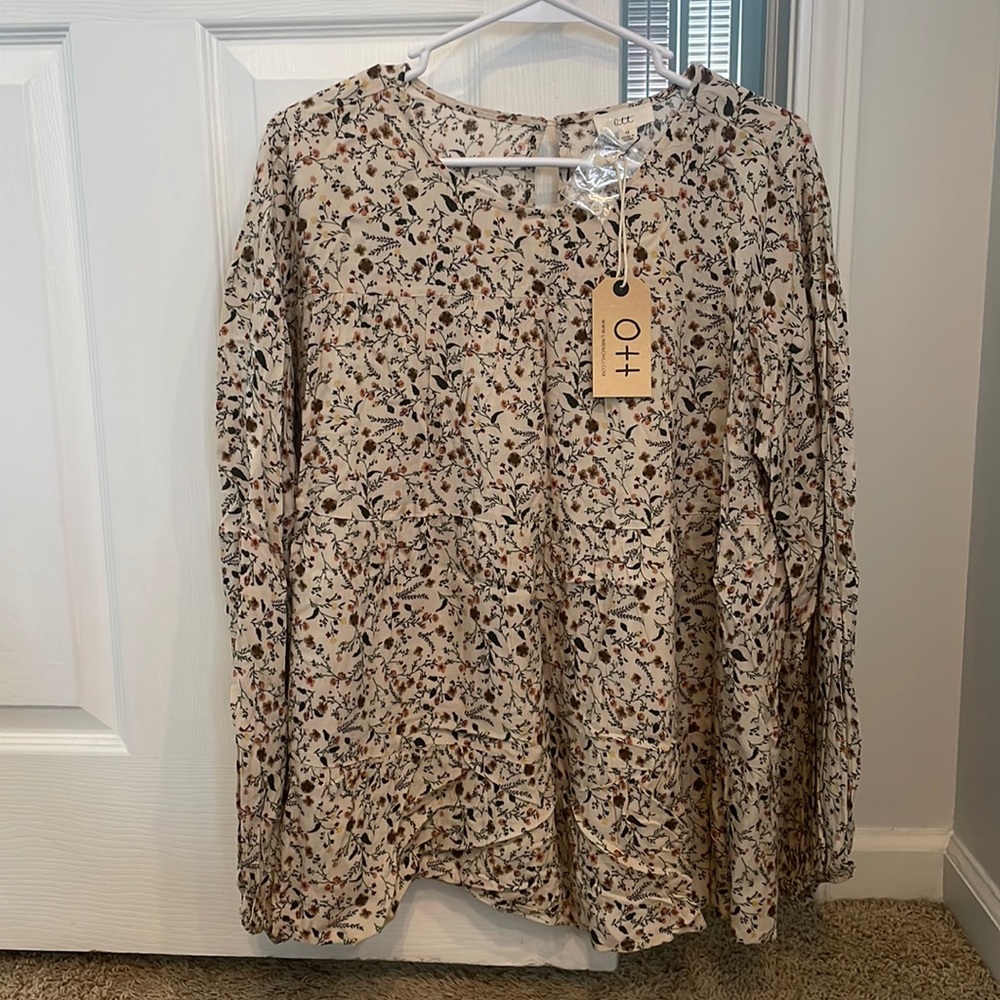 NWT Floral Long Sleeve Shirt
